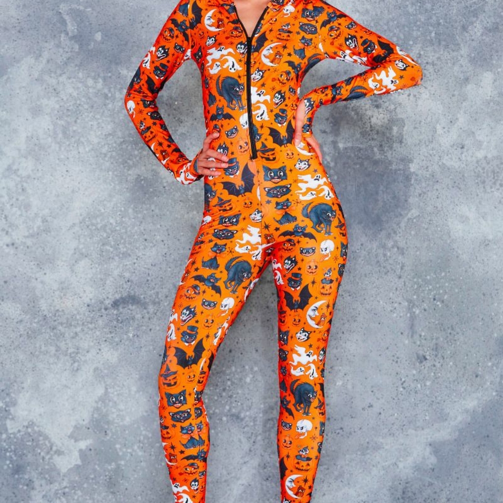 Blackmilk Trick or Treat snugglesuit - Picture 1 of 9